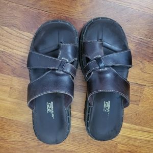 Sketchers sandals